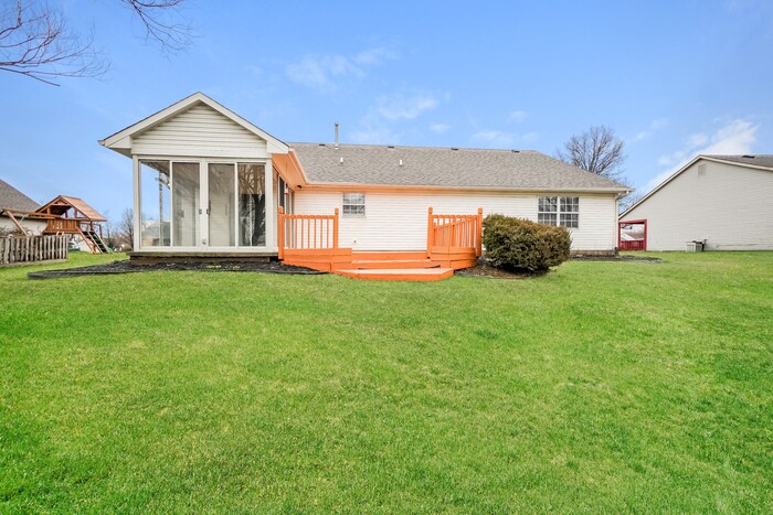 Building Photo - 205 Randell Ct