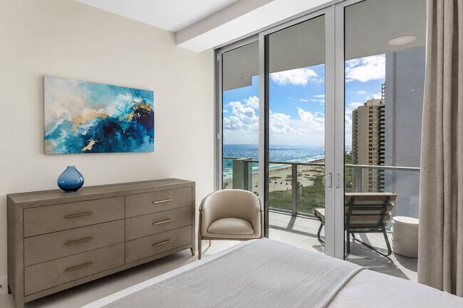 Building Photo - 3100 N Ocean Dr