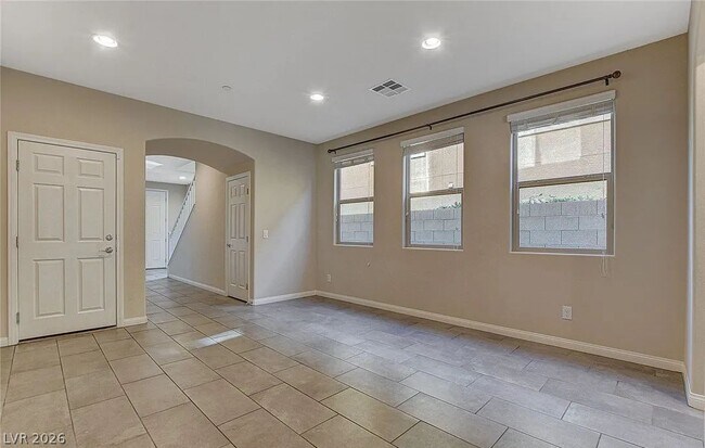 Building Photo - 2934 Caxton Grove Dr