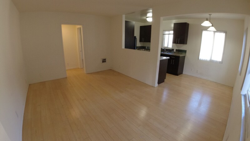 Primary Photo - 924 Hancock Ave