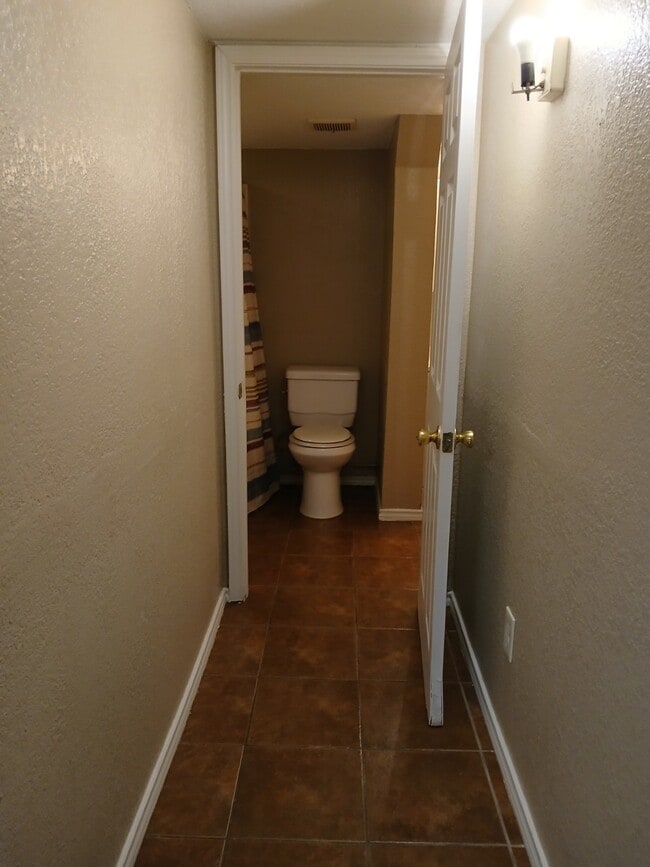 Building Photo - 6113 Ave Q 1/2