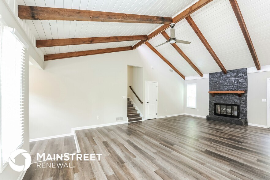 Building Photo - 4948 Highpoint Way NE