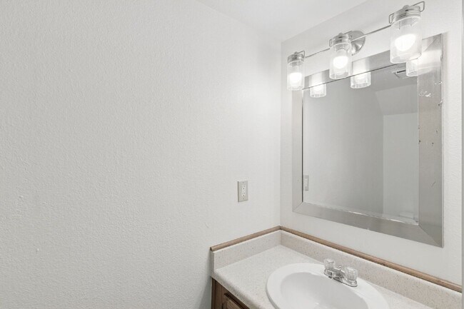 Building Photo - 3181 Vail Pass Dr