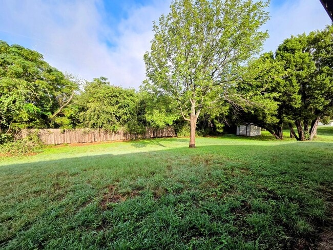 Building Photo - NEW IN MANAGEMENT - AVAILABLE NOW!