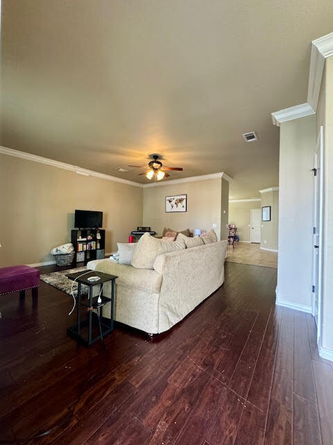 Building Photo - 592 N Longfellow Ln