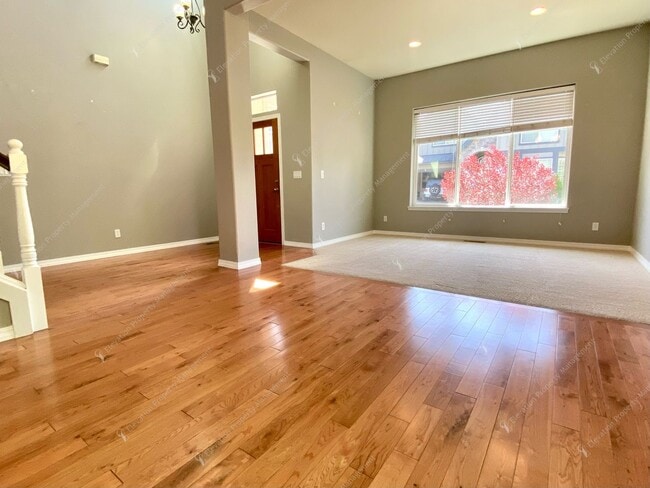 Building Photo - Spacious Corner Home in Prime SW Bend Location – Steps from the Deschutes River Trail