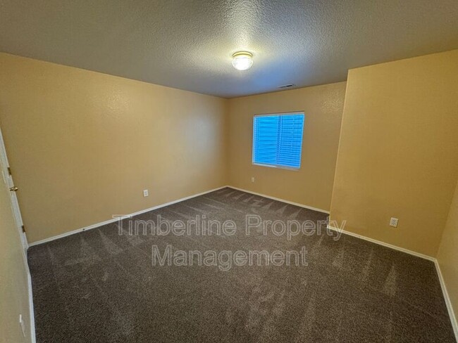 Building Photo - 16259 Windy Creek Dr