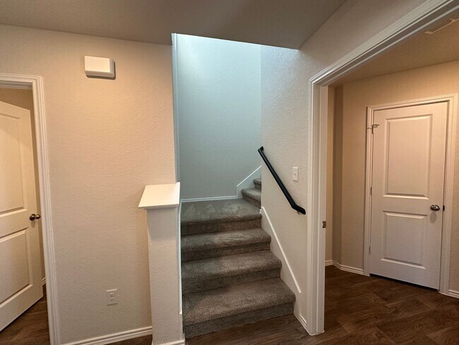 Building Photo - 8530 Brisk Water