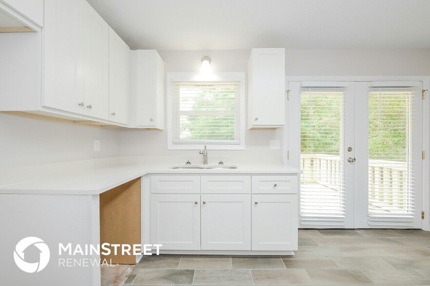 Building Photo - 4082 Sweet Water Ct SE