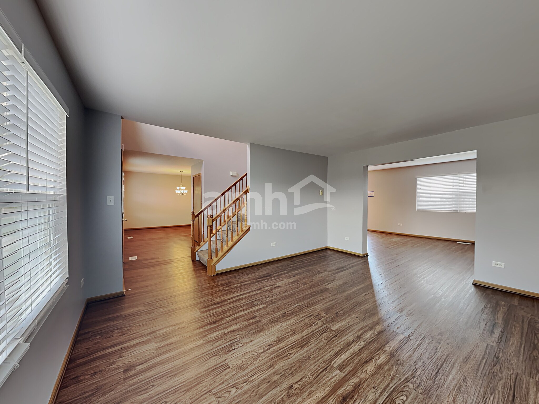 Building Photo - 1836 Sunset Ln