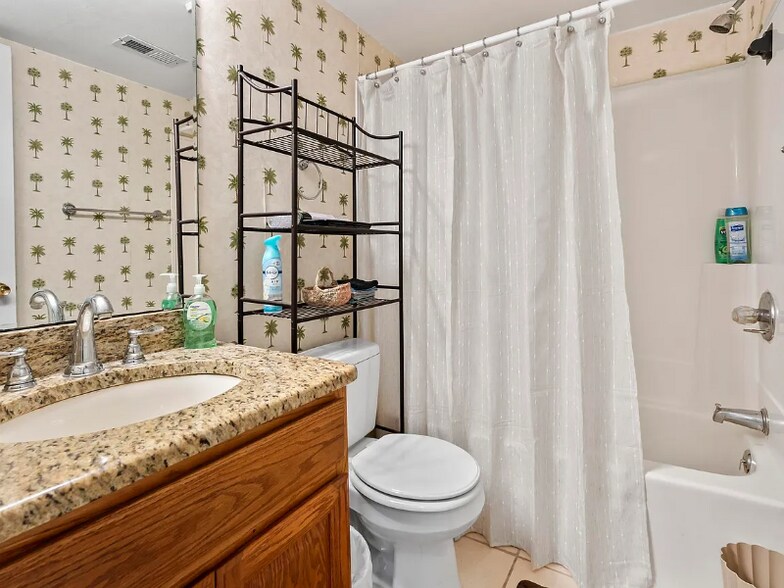 Building Photo - 1301 Pridgen Rd