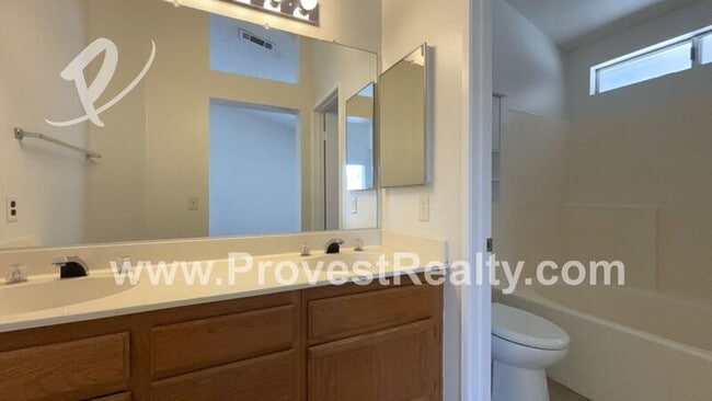 Building Photo - 13496 Vail Cir