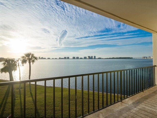 Building Photo - 50 Coe Rd