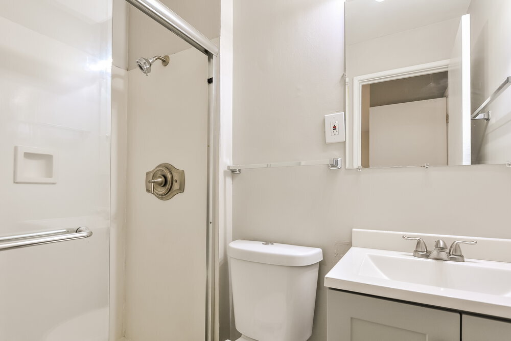 Building Photo - 13 Cricket Ct