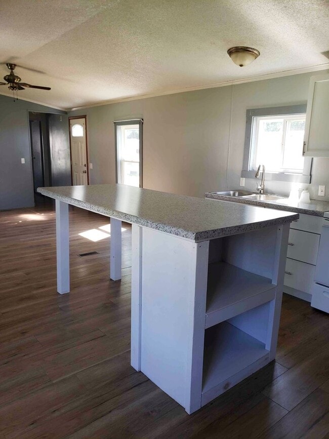 Building Photo - Olney Mobile Home Park