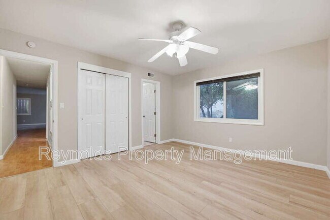 Building Photo - 9002 Watson Pl