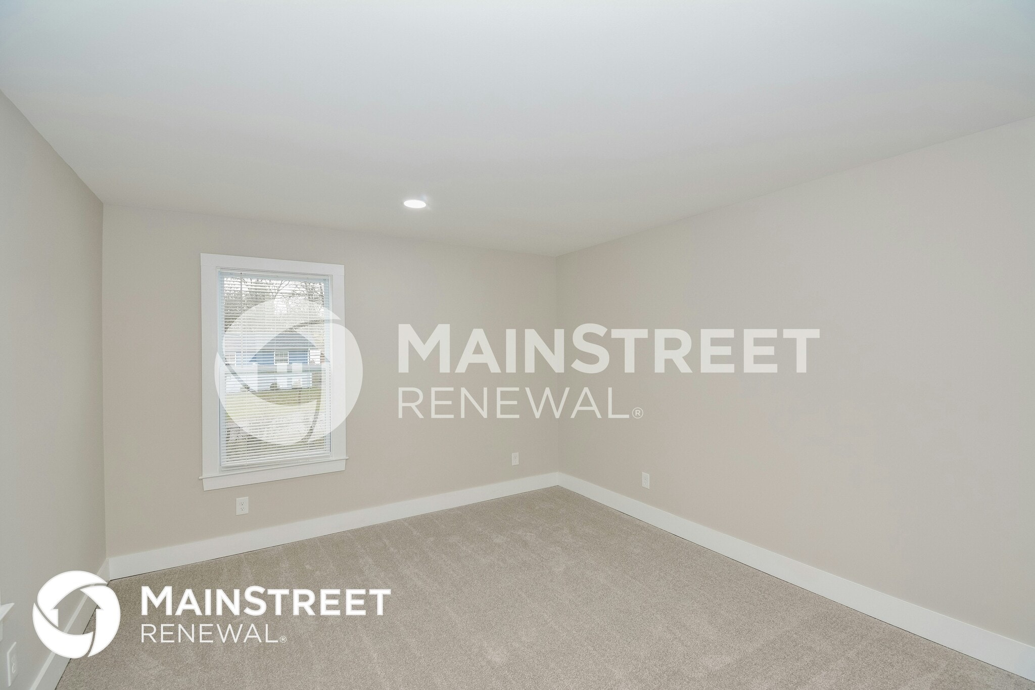 Building Photo - 115 Green Meadow Dr