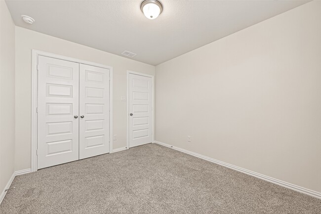 Building Photo - 27922 Western Crk Ct