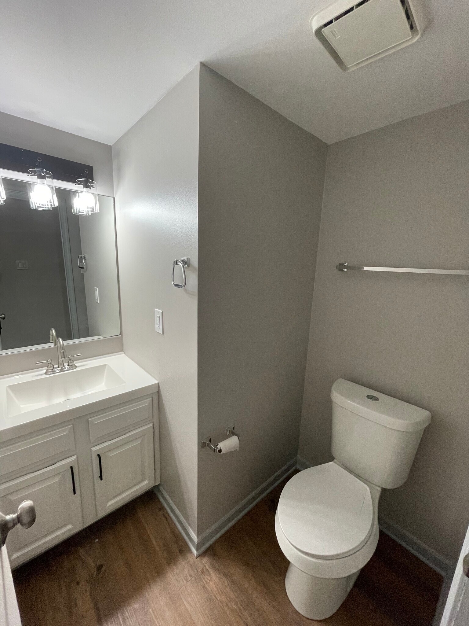 Half bath on first floor - 1757 S Brightside View Dr