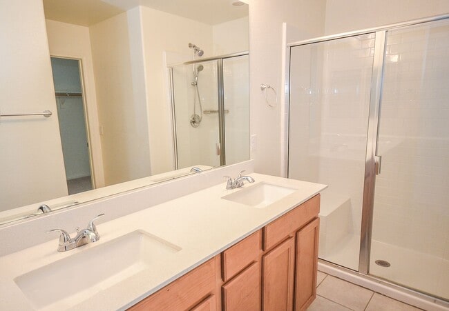 Building Photo - 3 bedroom House with a loft and solar panels