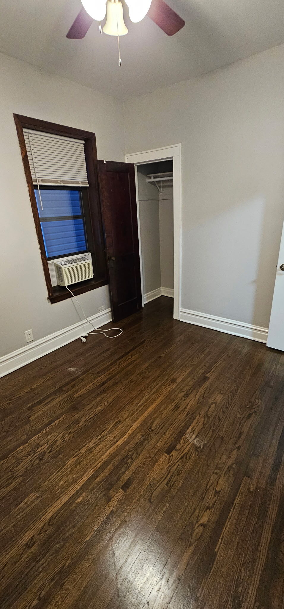 Building Photo - 3819 N Drake Ave