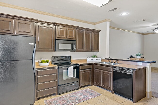 Building Photo - "Modern 2 Bed, 1.5 Bath Condo in Sanger, TX with 982 sq ft of Comfortable Living Space!"