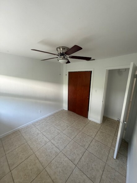 Building Photo - 623 92nd Ave N