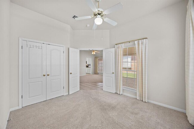 Building Photo - 10133 Cassandra Dr