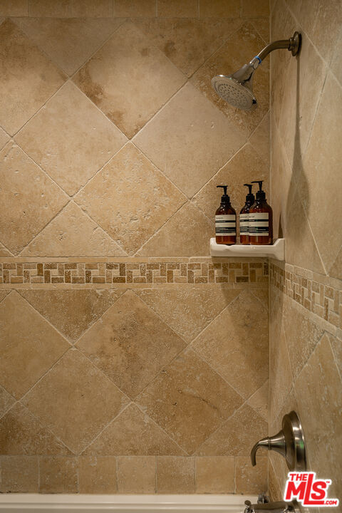 Building Photo - 13843 Milbank St