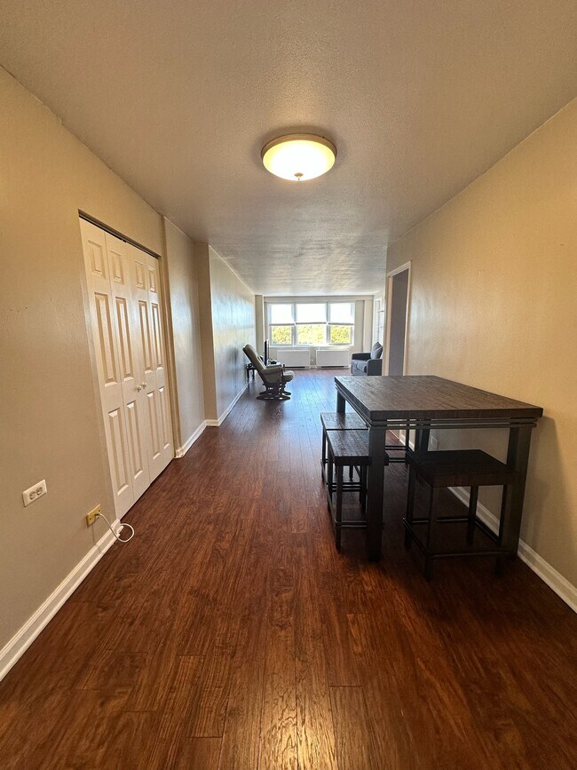 Building Photo - 1600 Hagys Ford Rd