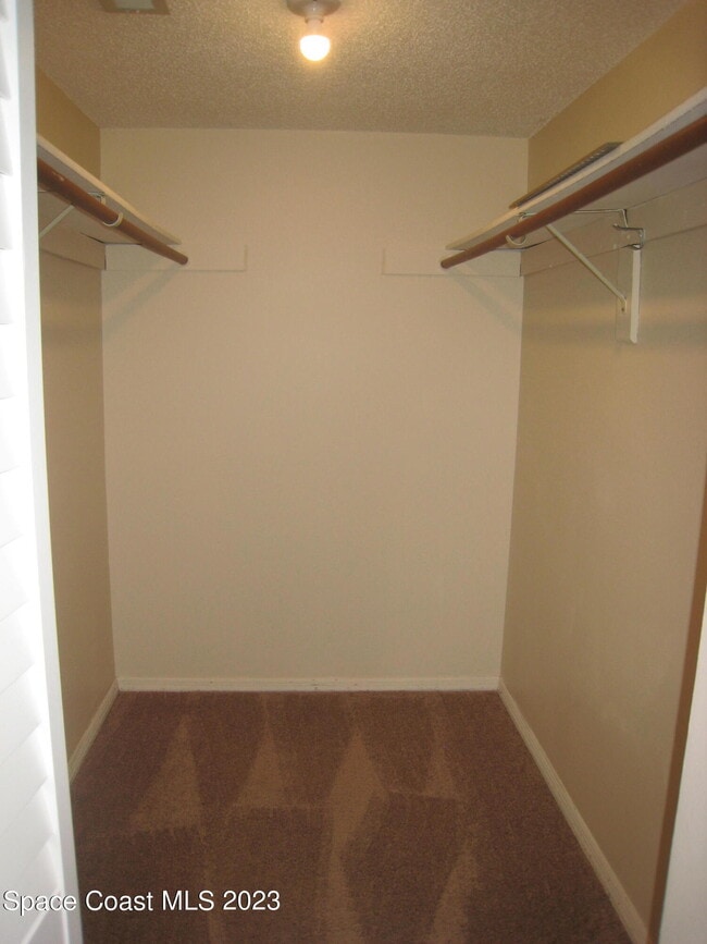 Building Photo - 201 International Dr