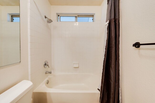 Building Photo - 6115 Brahms Ct