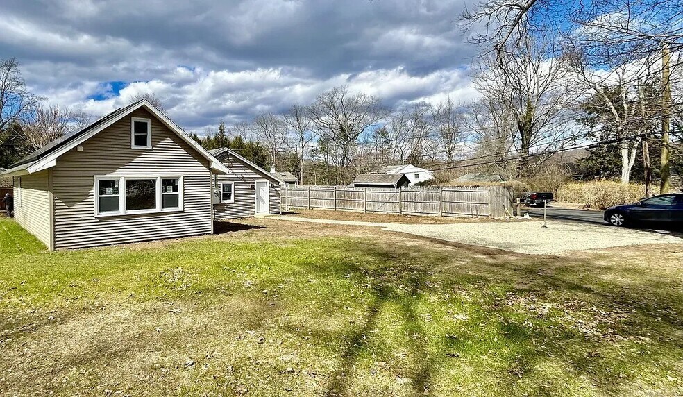 Building Photo - 86 Alpine Dr