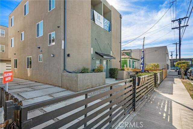 Building Photo - 1820 Orchard Ave.