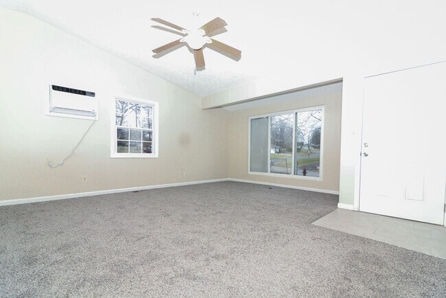 Building Photo - 407 Knox Ave