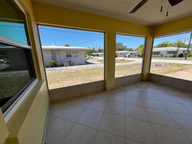 Building Photo - 2154 Inner Cass Cir