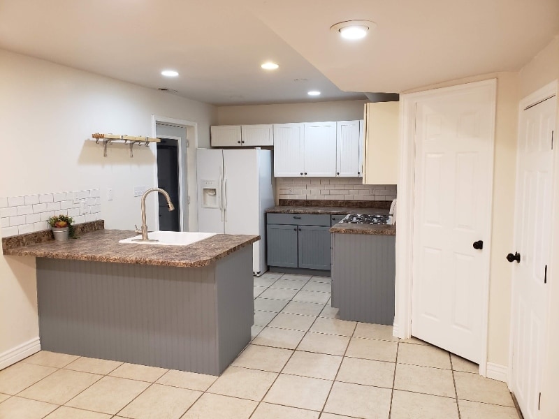 Building Photo - 571 W 4000 S