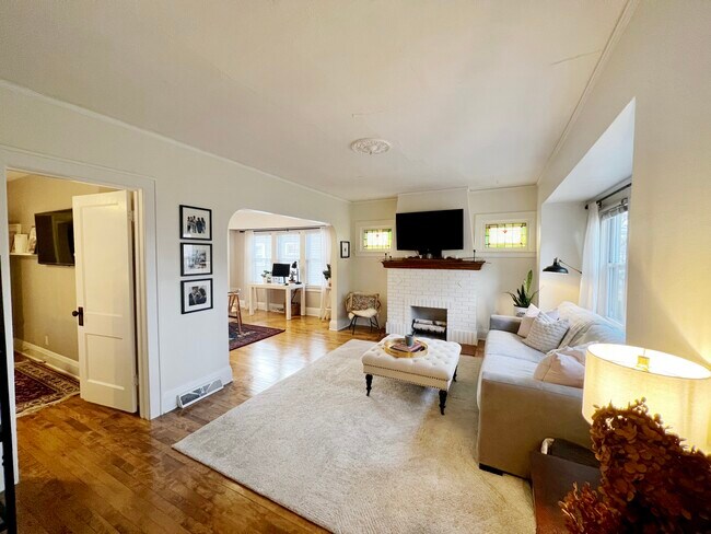 Building Photo - 2374 N 68th St