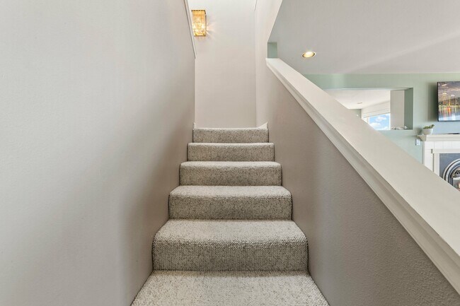 Building Photo - 4183 Sucia Dr