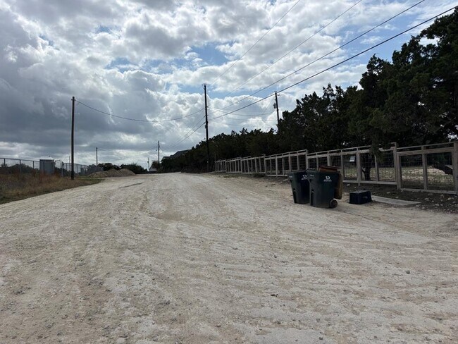 Building Photo - 15401 Lariat Trail