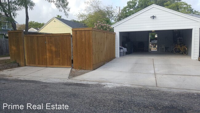 Building Photo - 3 br, 3 bath House - 338 Chenoweth