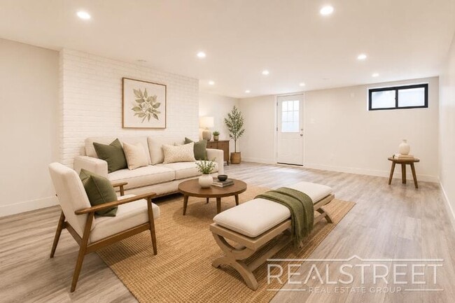 Floorplan - 1178 Gates Ave