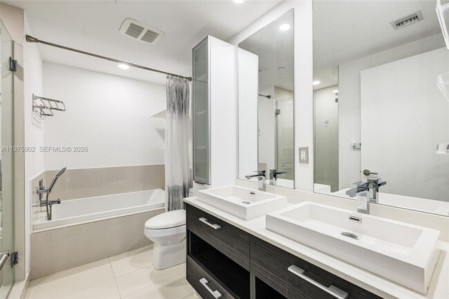 Building Photo - 45 SW 9th St