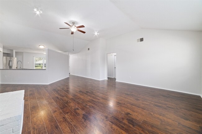 Building Photo - 7914 Tamayo Dr