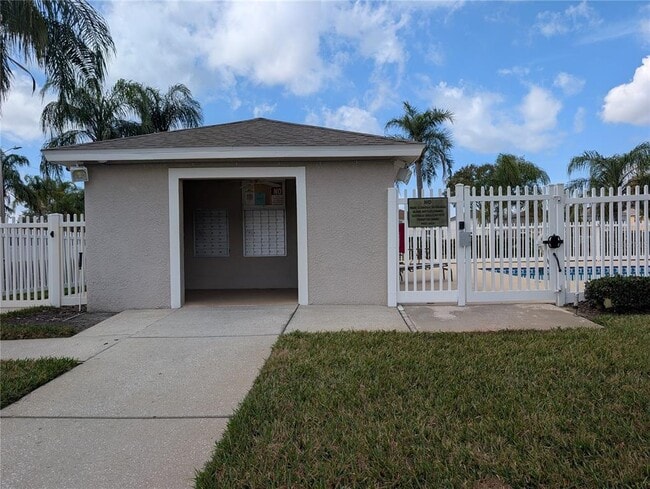 Building Photo - 414 Kensington Lake Cir