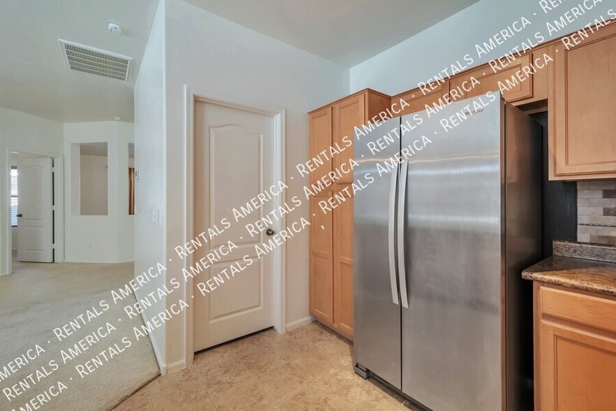 Building Photo - 3883 E Rose Quartz Ln