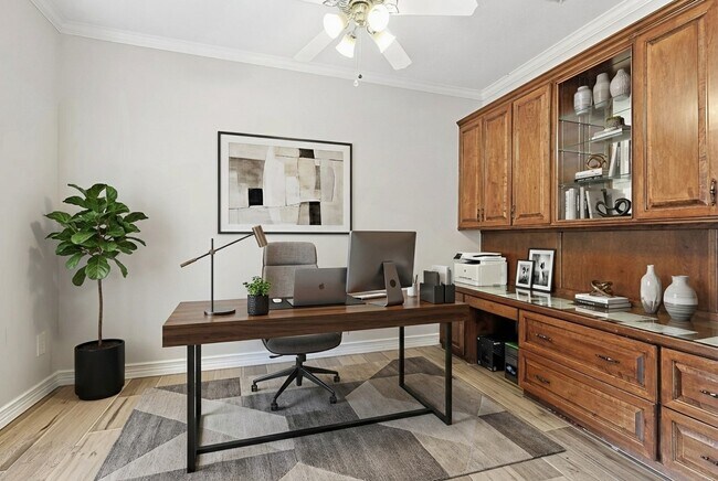 Building Photo - 1527 Orchard Park Dr