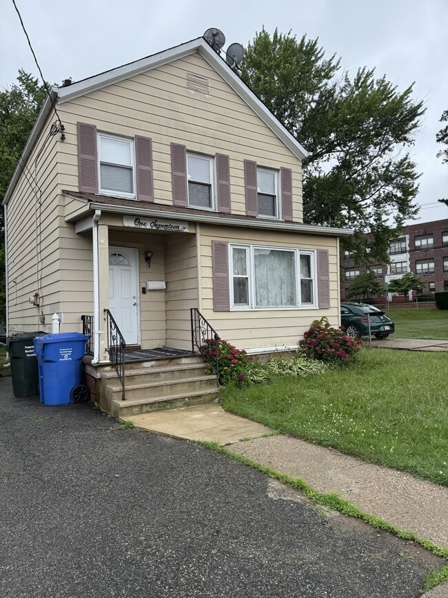 Primary Photo - 117 New St