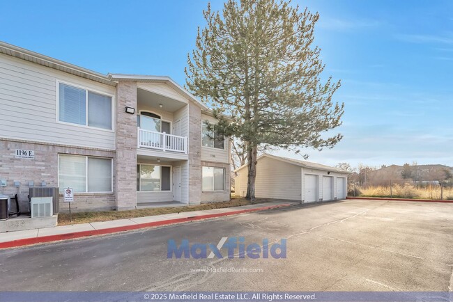 Building Photo - Stoney Brook Condos Unit #2 - 2BD - 2BTH 1GAR