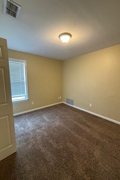 Building Photo - 4909 Park View Ct